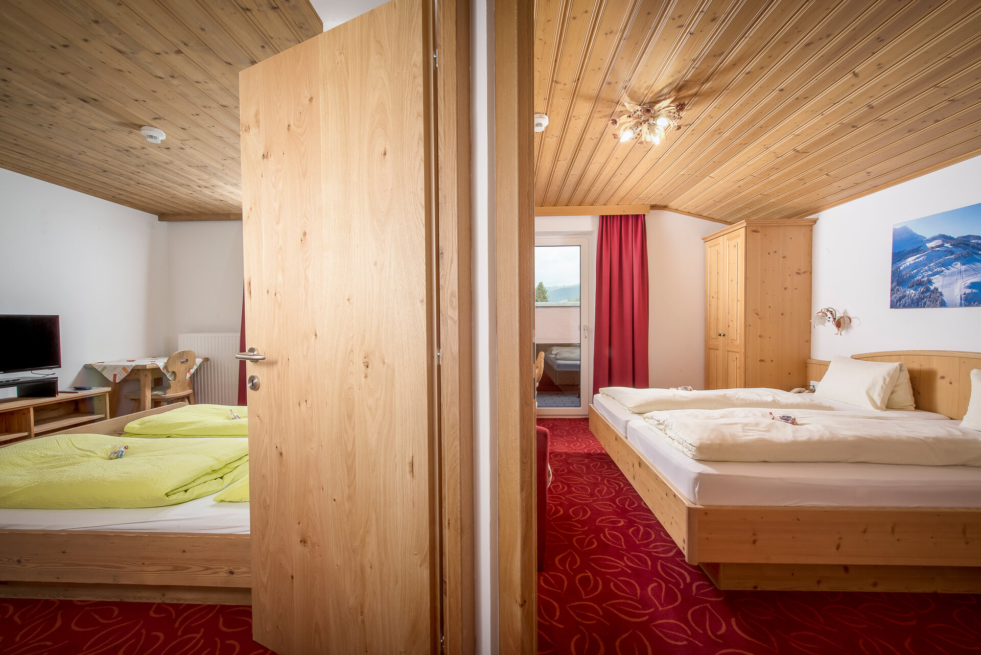 Das Adlernest im Familienhotel Central — Wohn- und Schlafbereich